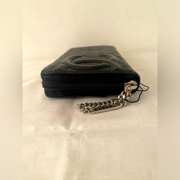 Chanel Cambon Calf Leather Zippy Wallet w/COA - Picture 6 of 17